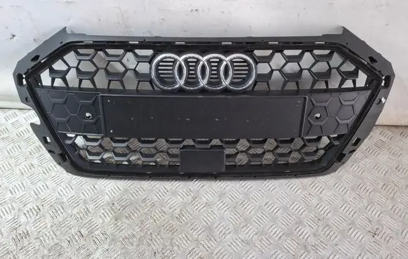 Audi A1 Front bumper upper radiator grill 82A853653B 82A853651B