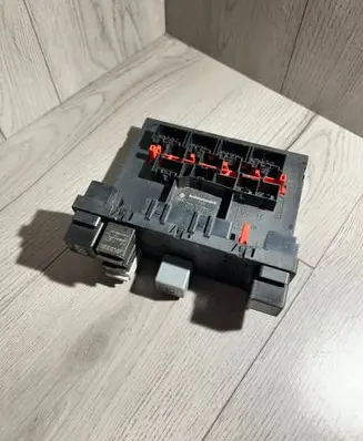 Audi A6 S6 C6 4F Comfort/convenience module 3C0937049D F005V00525