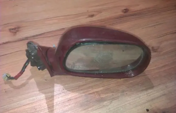 Mitsubishi Galant Front door electric wing mirror e201843