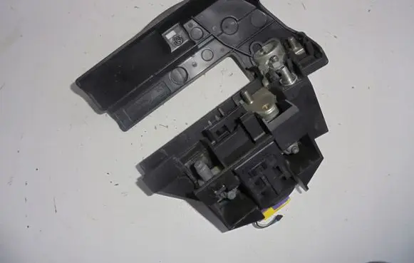 Audi A6 S6 C6 4F Positive cable (battery) 4F0915519