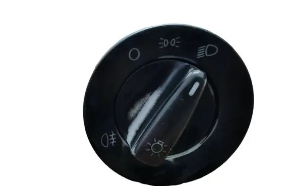 Volkswagen Golf IV Light switch 1C0941531 04052030