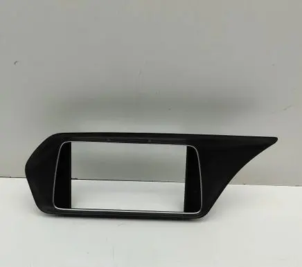 Mercedes-Benz E A207 Radio/GPS head unit trim A2076800936
