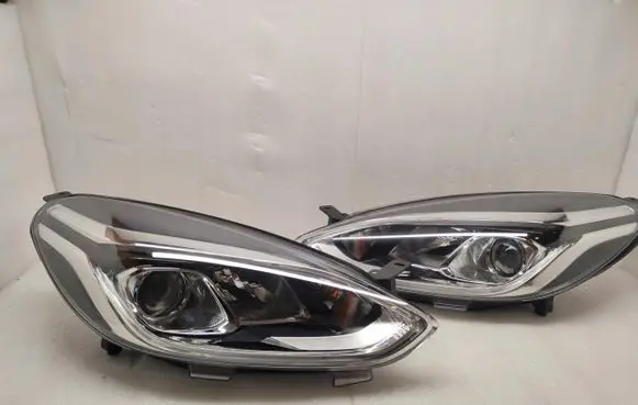 Ford Fiesta Headlight/headlamp