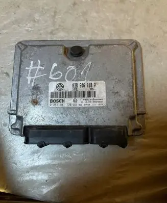 Audi A6 S6 C5 4B Engine control unit/module 038906018P 28SA3664