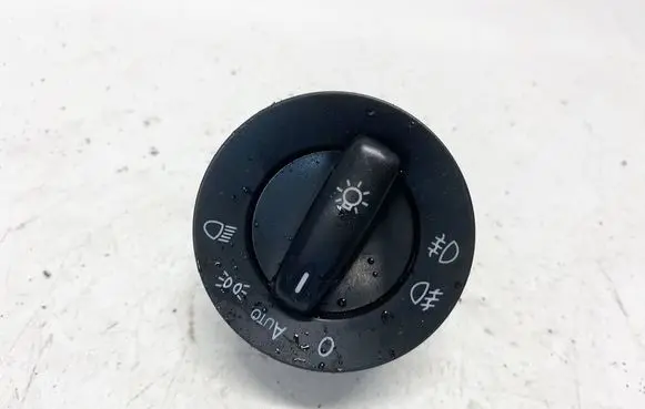 Light switch