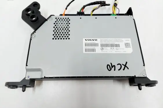 Volvo XC40 Sound amplifier 32264589