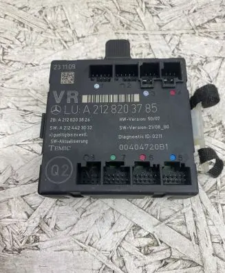 Mercedes-Benz C W204 Door control unit/module A2118200202
