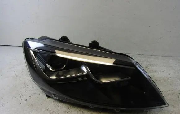 Seat Alhambra (Mk2) Headlight/headlamp 7N5941754