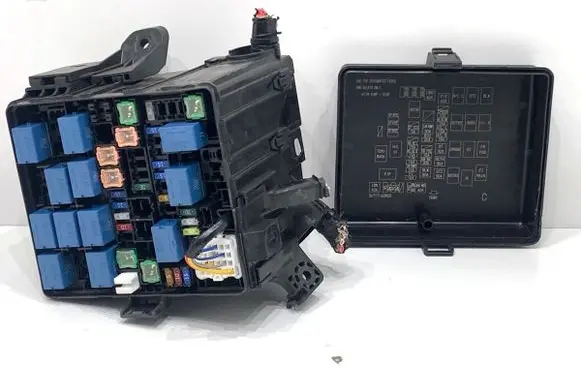 Suzuki Ignis Fuse box set 