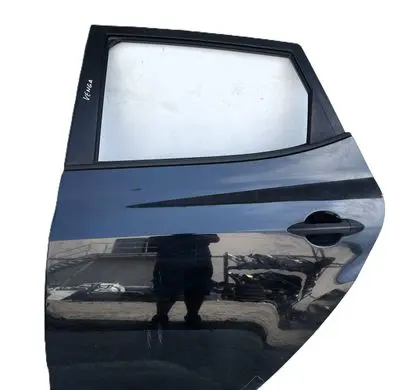KIA Venga Rear door