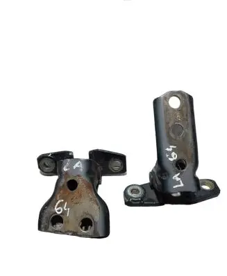 Mitsubishi Pajero Rear door upper hinge