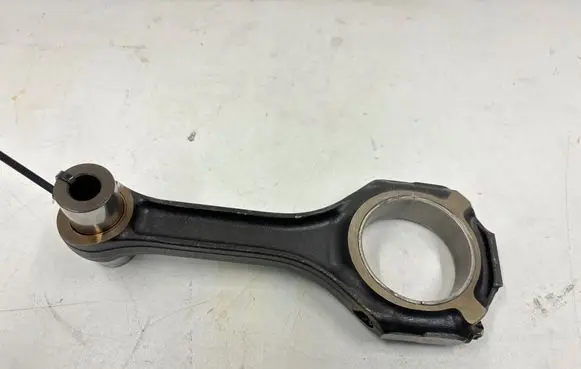 Mercedes-Benz CLS C218 X218 Connecting rod/conrod A2780300520 A2780300320