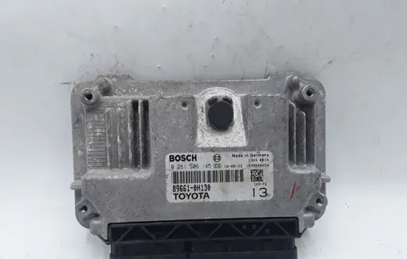 Toyota Aygo AB10 Engine control unit/module 0261S06145 896610H130 1039S40254
