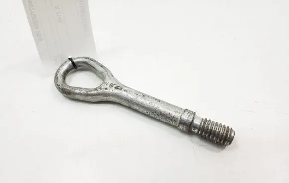 Mercedes-Benz CLS C219 Towing hook eye 