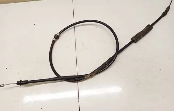 Ford Mondeo Mk III Handbrake/parking brake wiring cable 814016188