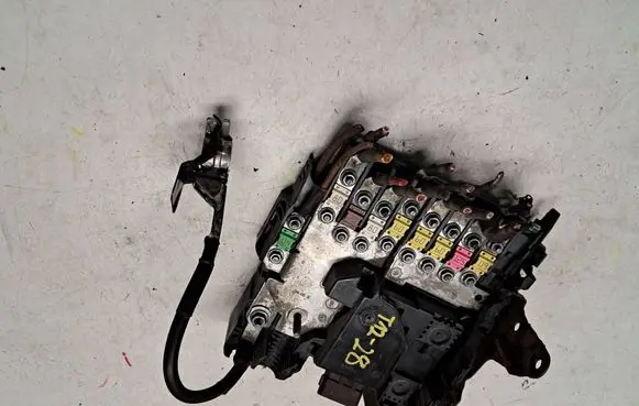 Citroen C4 II Picasso BSM Control unit 9675349880