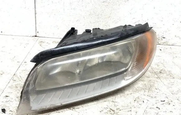 Volvo V70 Headlight/headlamp 0020112027