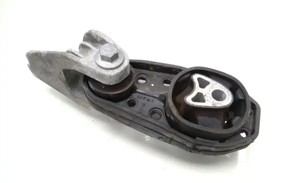 Ford Puma Engine mount bracket Bgc0a