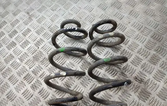 Nissan X-Trail T32 Rear coil spring