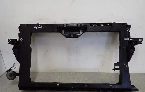 Mitsubishi Colt Radiator support slam panel