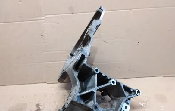 Fiat Freemont Fuel pump bracket 55226627