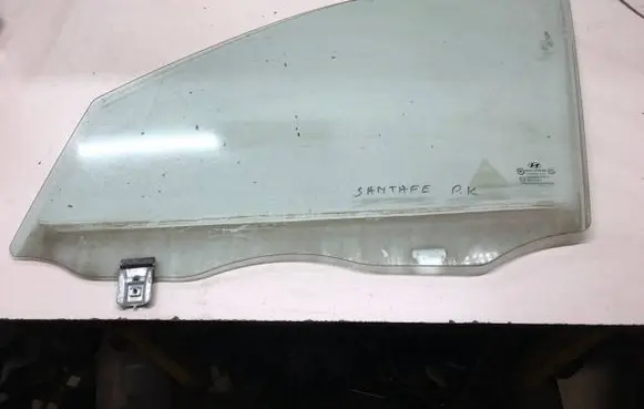 Hyundai Santa Fe Front door window glass four-door