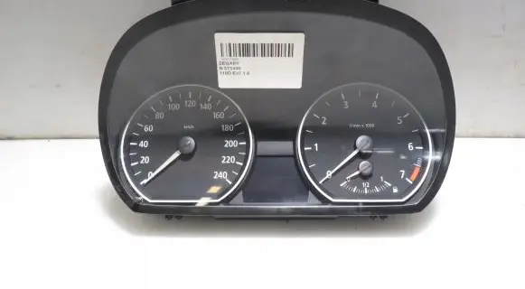 BMW 1 E81 E87 Clock 