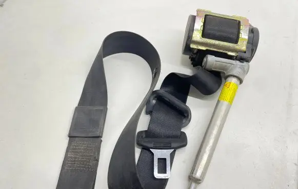 Audi A3 S3 8L Front seatbelt 895857706 560344000