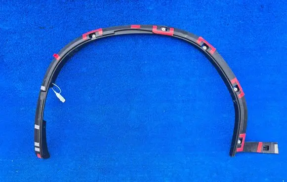 BMW X3 G01 Fender trim (molding) 8064821