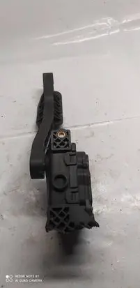 Volvo S70 V70 V70 XC Accelerator throttle pedal 00776921 9209745