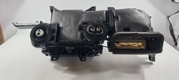 Land Rover Discovery 5 Interior heater climate box assembly HY3219B555 MF4432705322