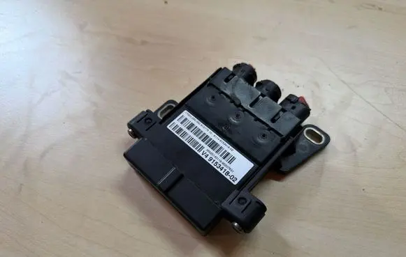 BMW 5 F10 F11 Current control relay 9153418