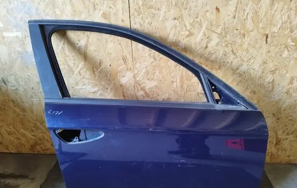 Alfa Romeo 159 Front door