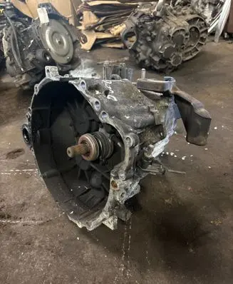 Volvo V70 Manual 5 speed gearbox 1023746