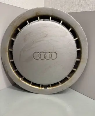 Audi 80 90 S2 B4 R14 wheel hub/cap/trim 893601147