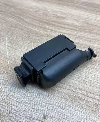 Volkswagen Golf V Plug wire 8K0973812C 1418983