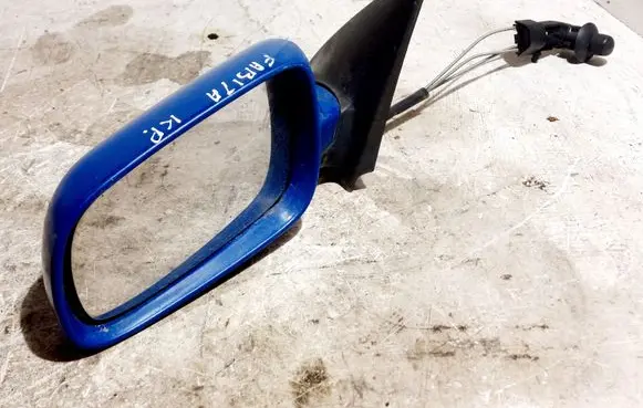 Skoda Fabia Mk1 (6Y) Manual wing mirror 
