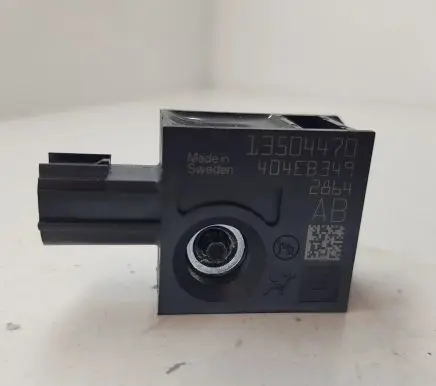 Opel Zafira C Airbag deployment crash/impact sensor 13504470