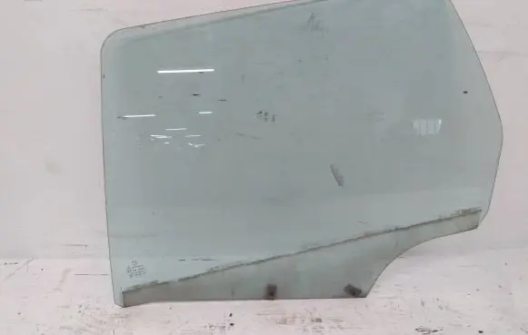 Peugeot 308 SW Rear door window glass
