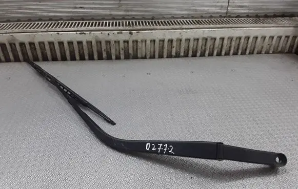Mitsubishi ASX Windshield/front glass wiper blade 