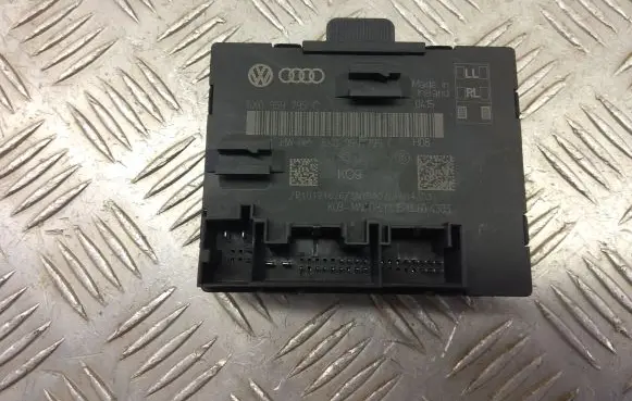 Audi Q3 8U Door control unit/module 8X0959795C