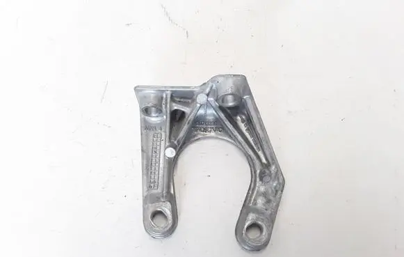 Volvo XC60 Front differential bracket 30713236