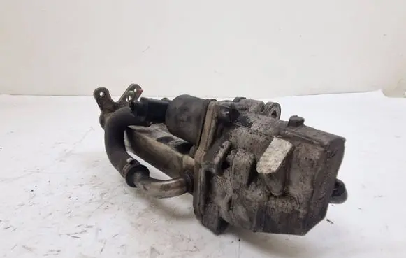 Volvo V70 EGR valve cooler 30637142
