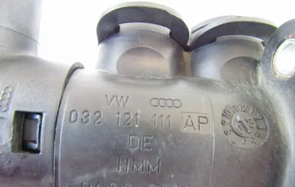 Seat Ibiza III (6L) Thermostat 032121111