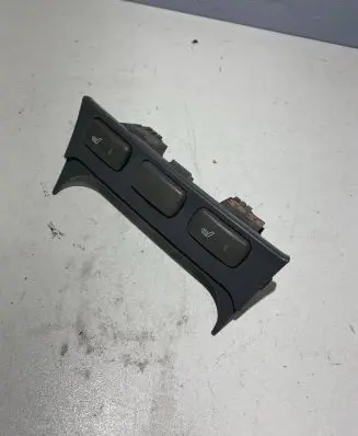 Volvo S40, V40 Seat heating switch 30864277 30864278 3997