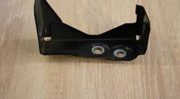 Chevrolet Orlando Headlight/headlamp mounting bracket 