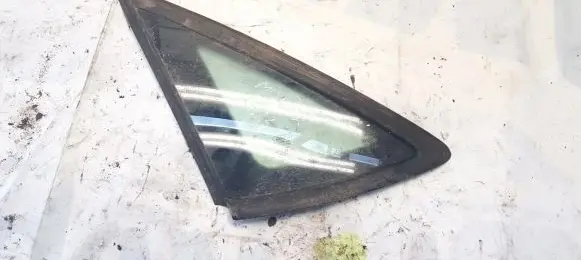 Ford Mondeo Mk III Rear side window