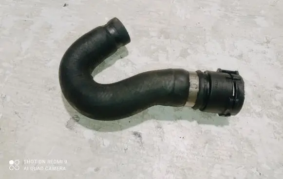 BMW 7 E65 E66 Engine coolant pipe/hose