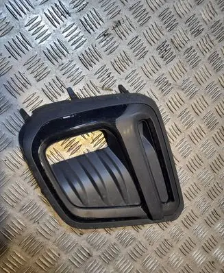 Subaru Impreza IV Front fog light trim/grill C170100010
