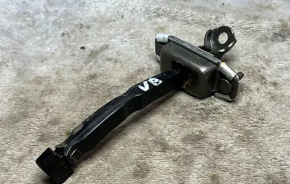 KIA Carens III Rear glass lock/latch C104 79480A4000